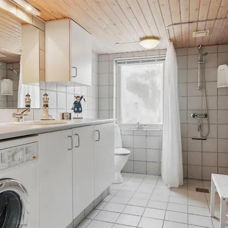 Gertina - 40m To The Fjord By Interhome